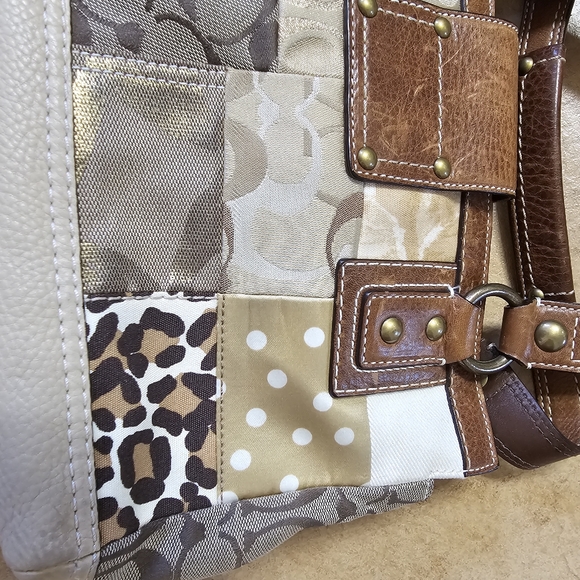 Coach Purse - Picture 12 of 12